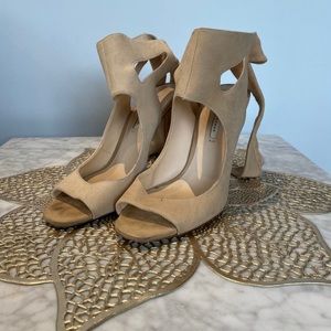 Pre loved Zara Bow heels